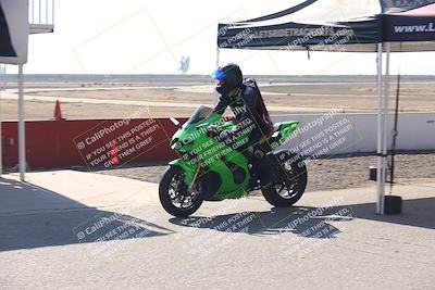 media/Nov-03-2025-Lets Ride (Mon) [[4d74c1c4d3]]/A Group/Grid/